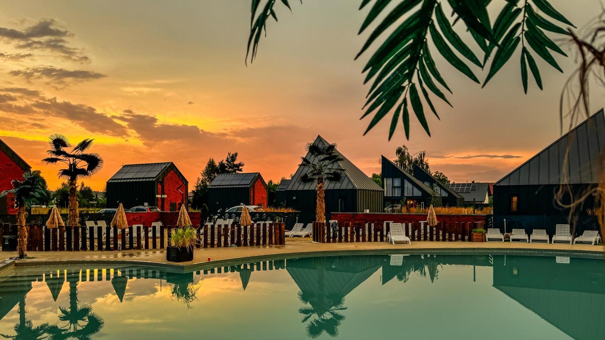 Wioska Wakacyjna Radawa Hotel Екстериор снимка